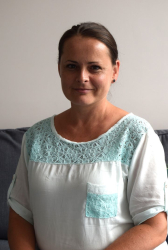 KATARZYNA KŁUSEK - wychowawca grupy Biedronek (3-latki)