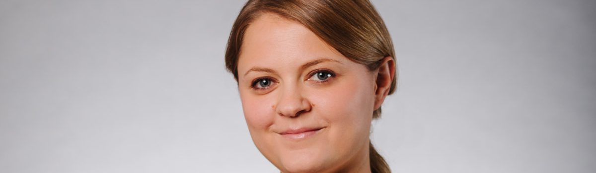 ANNA PIĘTA – wychowawca grupy Sówek (5-latki), Członek Rady Zarządzającej